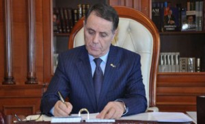 Bayıl sürüşmə zonasında yaşayan sakinlər köçürülür – Baş Nazir sərəncam imzaladı Bayıl sürüşmə zonasında yaşayan sakinlər köçürülür – Baş Nazir sərəncam imzaladı