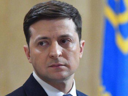 Zelenski Ukraynanın Ali Baş Komandanı vəzifələrini qəbul edib