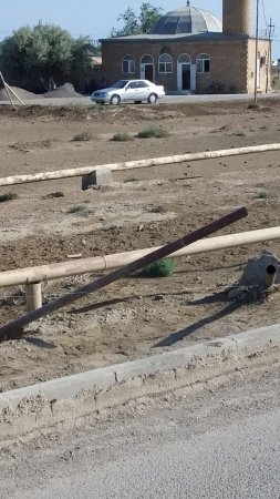 İcra başçısı məscidin hasarlarını sökdürdü - FOTOLAR