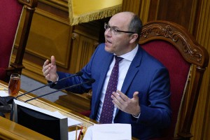 Zelenskiyə impiçment elan olunması barədə qanun imzalandı