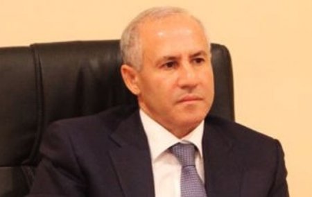 Keçmiş nazir mülk davasına başladı - Şirkəti məhkəməyə verdi