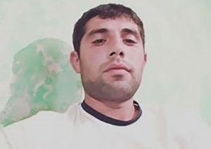 Böyüdü, atasının və əmisinin qisasını “Kalaşnikov”la aldı... Böyüdü, atasının və əmisinin qisasını “Kalaşnikov”la aldı...