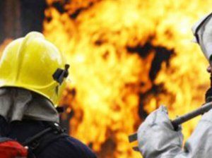 Sumqayıtda ticarət mərkəzində yanğın baş verib Sumqayıtda ticarət mərkəzində yanğın baş verib