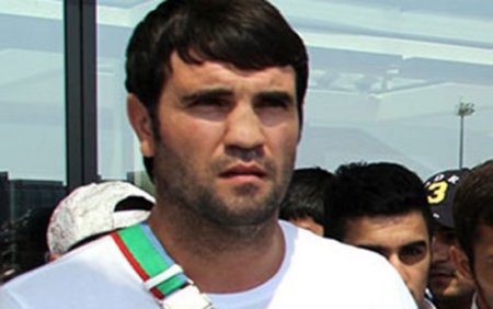 “HAKİM QAYINATASINI ŞİKƏST EDƏN İDMANÇIYA ƏN AŞAĞI CƏZANI VERDİ” - Bəhruz Dilbazi prezidentə müraciət etdi