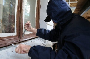 Xətaidə evdən 4845 manatlıq oğurluq edilib