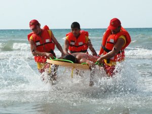 Batma təhlükəsi ilə üzləşən dörd nəfər xilas olundu Batma təhlükəsi ilə üzləşən dörd nəfər xilas olundu