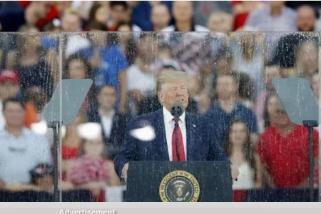 Tramp 4 iyulu fərqli keçirdi – parad, atəşfəşanlıq, xalqa müraciət, şou...