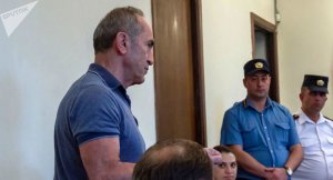 Koçaryanı həbsdən azad edən hakim cəzalandırıldı Koçaryanı həbsdən azad edən hakim cəzalandırıldı