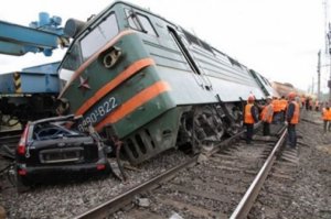 Bakıda qatar taksi ilə toqquşdu: 4 sərnişin ağır yaralandı - YENİLƏNİB