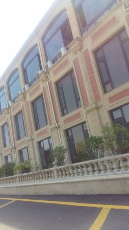 Abel Məhərrəmovun beşulduzlu istirahət mərkəzi (FOTO)