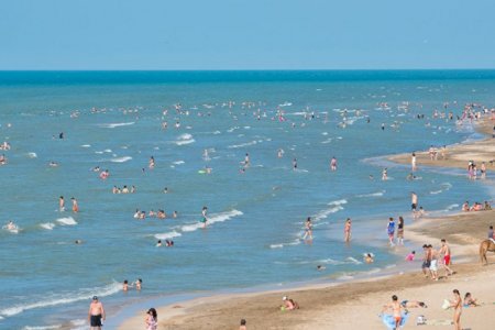 Çirkli çimərliklərə gedənləri hansı aqibət gözləyir? – İnfeksiya TƏHLÜKƏSİ