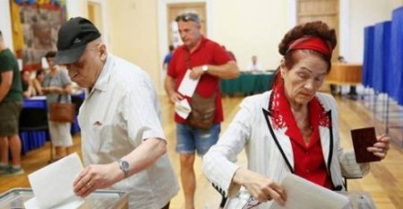 Ukraynada seçkilərin ilk ekzit-pol - Nəticələri