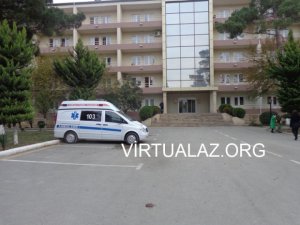 Salyanda əlil maşını qəzaya uğradı, sərnişin xəsarət aldı