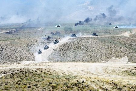 Azərbaycan Ordusu İRƏLİLƏYİR - Ermənilər döyüş postlarını itirir - AÇIQLAMA Azərbaycan Ordusu İRƏLİLƏYİR - Ermənilər döyüş postlarını itirir - AÇIQLAMA