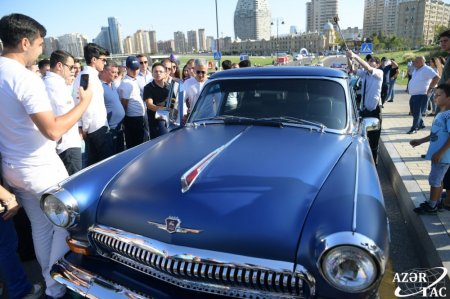 Mədət Quliyev ilk dəfə nazir postunda yürüşə qatıldı - FOTO Mədət Quliyev ilk dəfə nazir postunda yürüşə qatıldı - FOTO