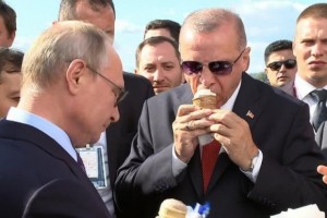 Putinin sirli dondurmasatanı yoxa çıxdı – “Görəsən rütbəsi nədir?”