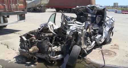 Beş nəfərin ölümünə səbəb olan qəza törədərək qaçan sürücünün məhkəməsi başalyır