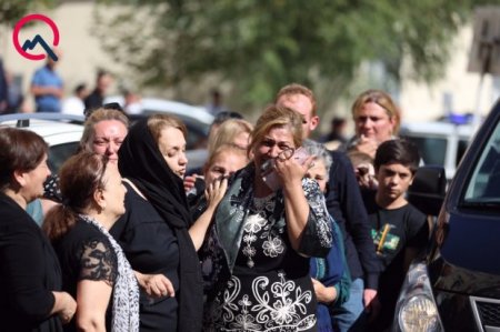 Hərbi pilot Rəşad Atakişiyevlə vida mərasimi keçirilir 