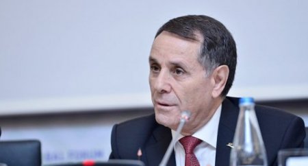 Baş nazir layihələrin yekun hesabat formasını təsdiqləyib