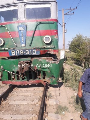 Sabirabadda qatar TIR-la toqquşdu