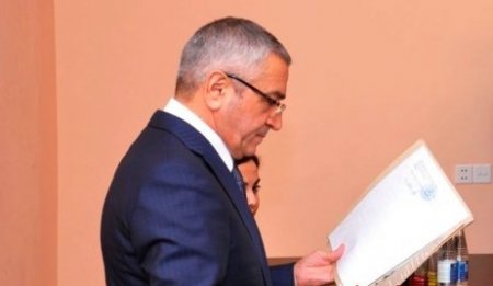 Adil Vəliyevin rayonunda problemlər boğaza qədərdir... - GİLEY Adil Vəliyevin rayonunda problemlər boğaza qədərdir... - GİLEY