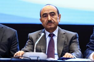 Əli Həsənov sosial şəbəkələrin xeyri və zərəri, KİV-lər və söz azadlığı haqda