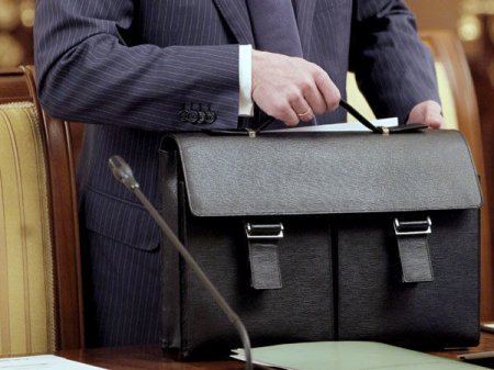 Bakı məktəblərinə 29 direktor təyin edildi - SİYAHI