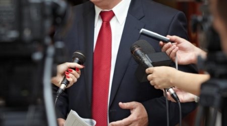 Tısbağa sürətli mətbuat katibləri... - Onlar niyə nazirliklərin “danışan dili”nə çevrilə bilmirlər...