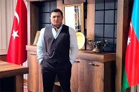 Quli “ qanuni oğru” adından imtina edə bilər - yeni iddialar və telefon danışığı... Quli “ qanuni oğru” adından imtina edə bilər - yeni iddialar və telefon danışığı...