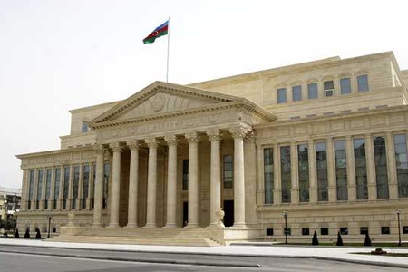 Ali Məhkəmə bəzi saytların bloklanması işi ilə bağlı qərar verdi