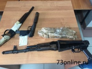 İsgəndər Hüseynov məhkəmədə killerlərin silahlarını gördü, huşunu itirdi... İsgəndər Hüseynov məhkəmədə killerlərin silahlarını gördü, huşunu itirdi...