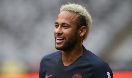 Neymar məhkəmə yolu ilə 