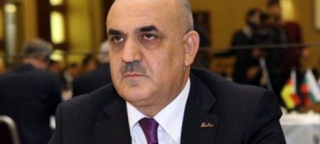 Şöbə müdirinin məhkəməsi başlayır - Sabiq nazirin tələbə yoldaşı olub