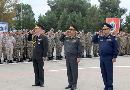 Zakir Həsənov Azərbaycan və Türkiyə şahinləri ilə görüşdü - FOTO