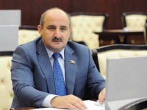 Daha bir deputat borc çuxuruna girdi 