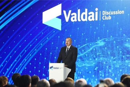 İlham Əliyevin hücum diplomatiyası: İrəvana vurulan cingiltili şillə