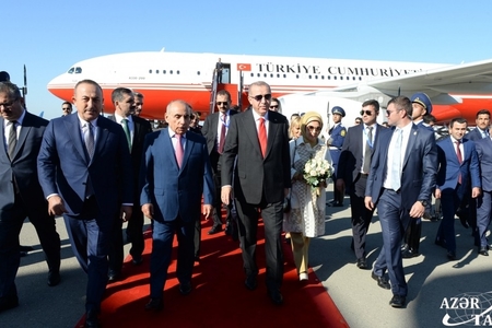 Ərdoğan Azərbaycana gəlib - FOTOLAR (YENİLƏNİB)