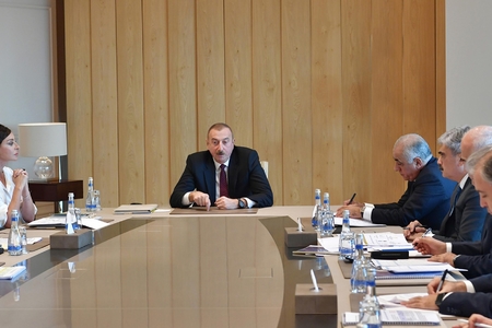 Prezidentin mesajları: vətəndaş rifahı, yeni kadrlar, şəffaflıq...
