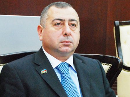 “Onun mandat daşımağa haqqı yoxdur”