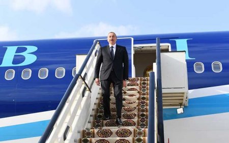 Prezident Türkmənistana getdi