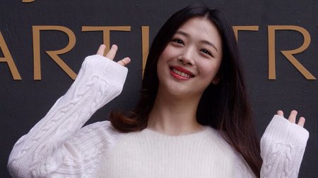 Məşhur müğənni evində ölü tapıldı