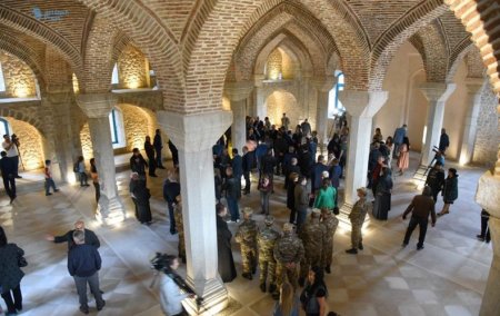 Erməni işğalçıları Şuşa məscidinin “açılışını” etdilər: saxtakarlıq- fotolar 