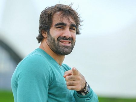 Rafael Ağayev: “Məktəbi demək olar oxumamışam, müəllimlər yola verib”