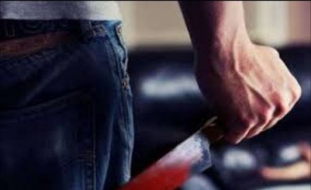 Bakıda qardaş qardaşı bıçaqladı