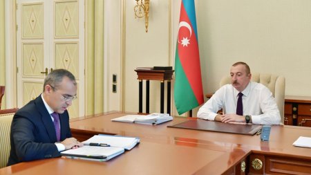 Prezidentdən məmurlar barədə sərt sözlər: 