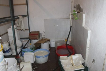 Bakı zirzəmilərinin “İvanovka şoru”: bazarı mafiozlar cənginə alıb - reportaj 