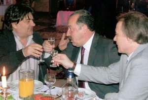 “Şişkan”ın sağ əli saxta pasportla yaxalandı “Şişkan”ın sağ əli saxta pasportla yaxalandı