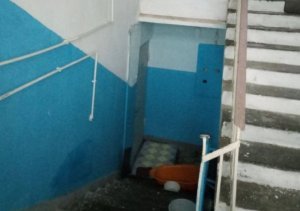 "Çox pis şəraitdə yaşayırıq, qalmışıq ortalıqda...”  NƏSRƏDDİN TUSİ KÜÇƏSİNDƏKİ BİNANIN ACINACAQLI HALI...