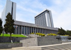 Konstitusiyaya görə Milli Məclis bu hallarda buraxılır - ÇIXARIŞ Konstitusiyaya görə Milli Məclis bu hallarda buraxılır - ÇIXARIŞ
