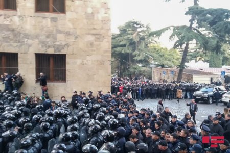 Tbilisidə etiraz aksiyası davam edəcək